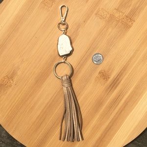 Howlite Essential Oil Diffuser Keychain